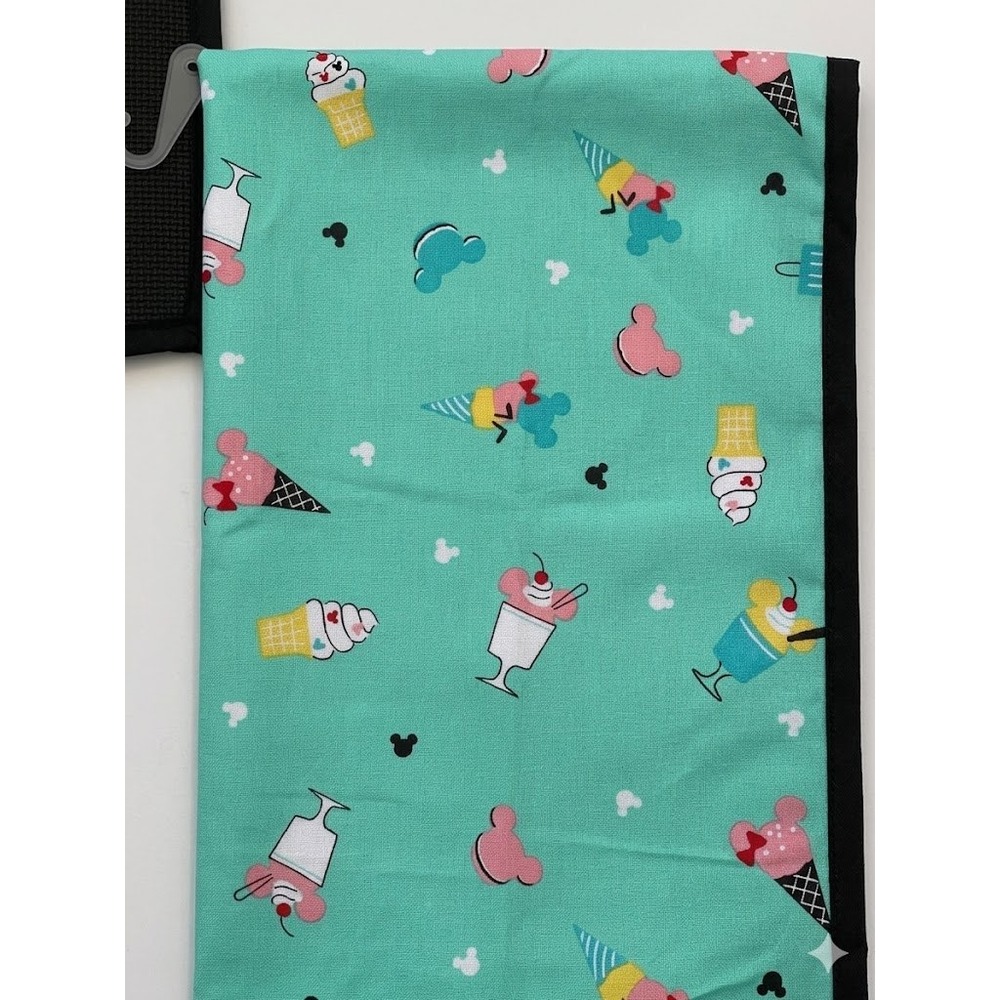 Disney Eats Mickey Mouse Ice Cream Cone Pot Holder & Kitchen Towel Set – New - Picture 3 of 3
